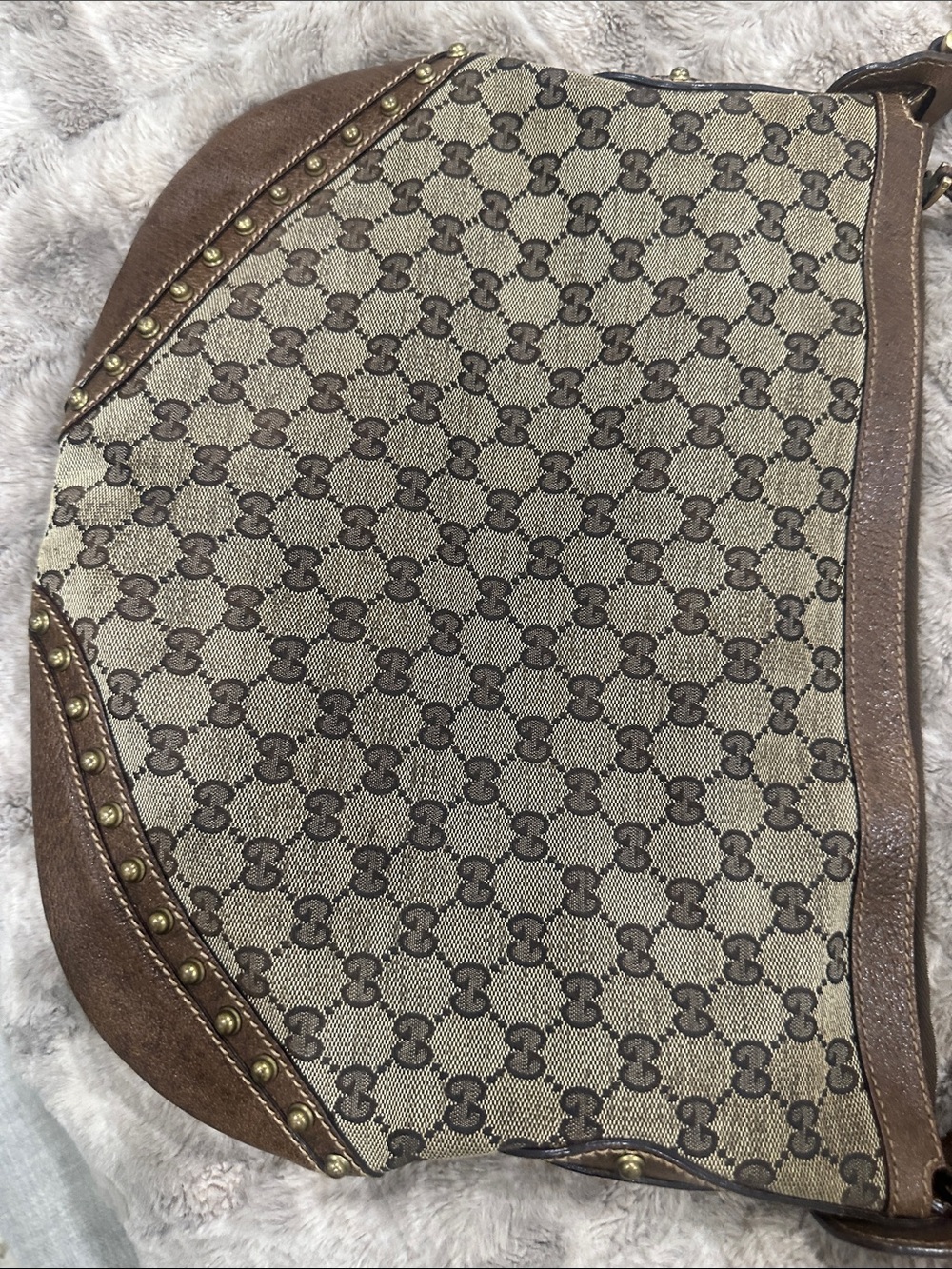 GUCCI Tan/Brown GG Canvas Shoulder Bag W/Studded Red & green Leather Strap - Picture 9 of 11